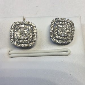 New 14K white gold earrings 3/4 ct diamonds